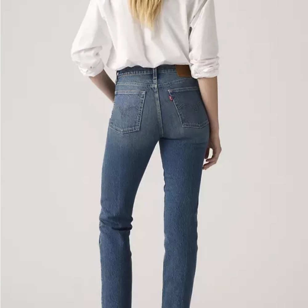 Levi’s Wedgie Straight Blue Denim Jeans